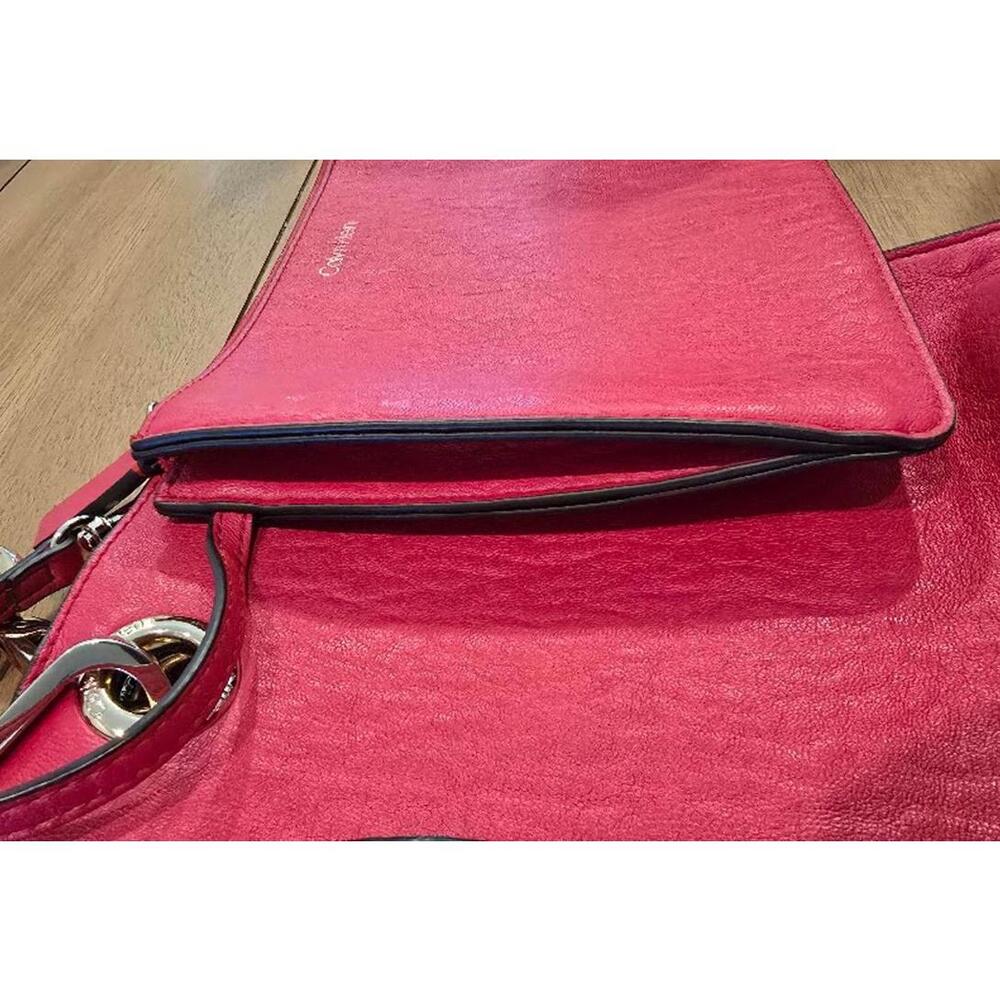 Calvin Klein Sonoma Reversible Tote Bag with Pouch – Red (Large) - Picture 3 of 7